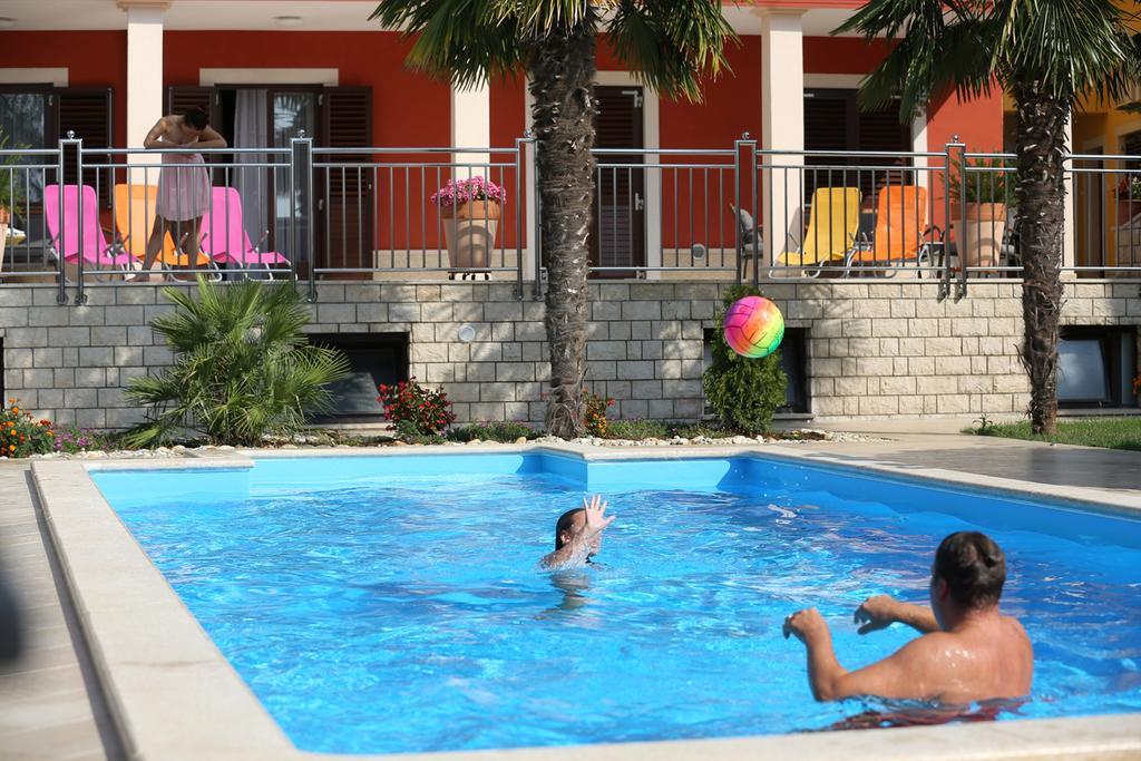 Apartments Max Vrsar Zewnętrze zdjęcie